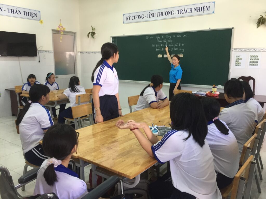 Community project of the Lawrence S. Ting Foundation - PhÃº Má»¹ HÆ°ng NgÃ y Nay