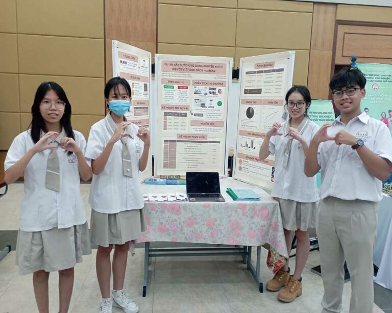Lawrence S. Ting School team won the 3rd prize in the City-level competition “Students with startup ideas”