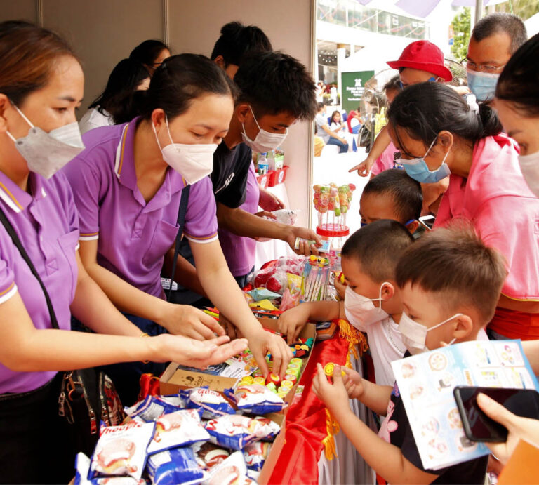 Ngày hội “Phú Mỹ Hưng – Hướng về trẻ em”: Gần 20.000 phần quà đã sẵn sàng