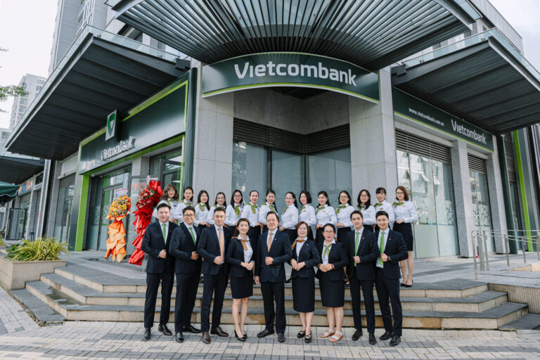 Vietcombank Nam Sai Gon relocates Phu My Hung transaction office